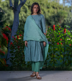 Green Printed Crinkled Cotton Kurta With Dupatta Set of 2