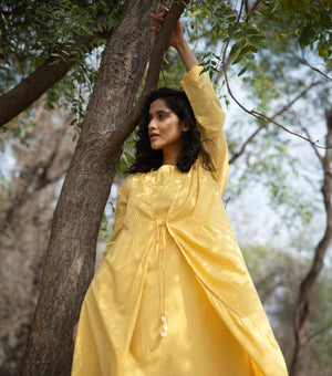 STRIPED WOVEN CAPE SET