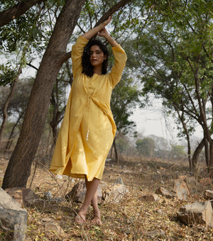 STRIPED WOVEN CAPE SET