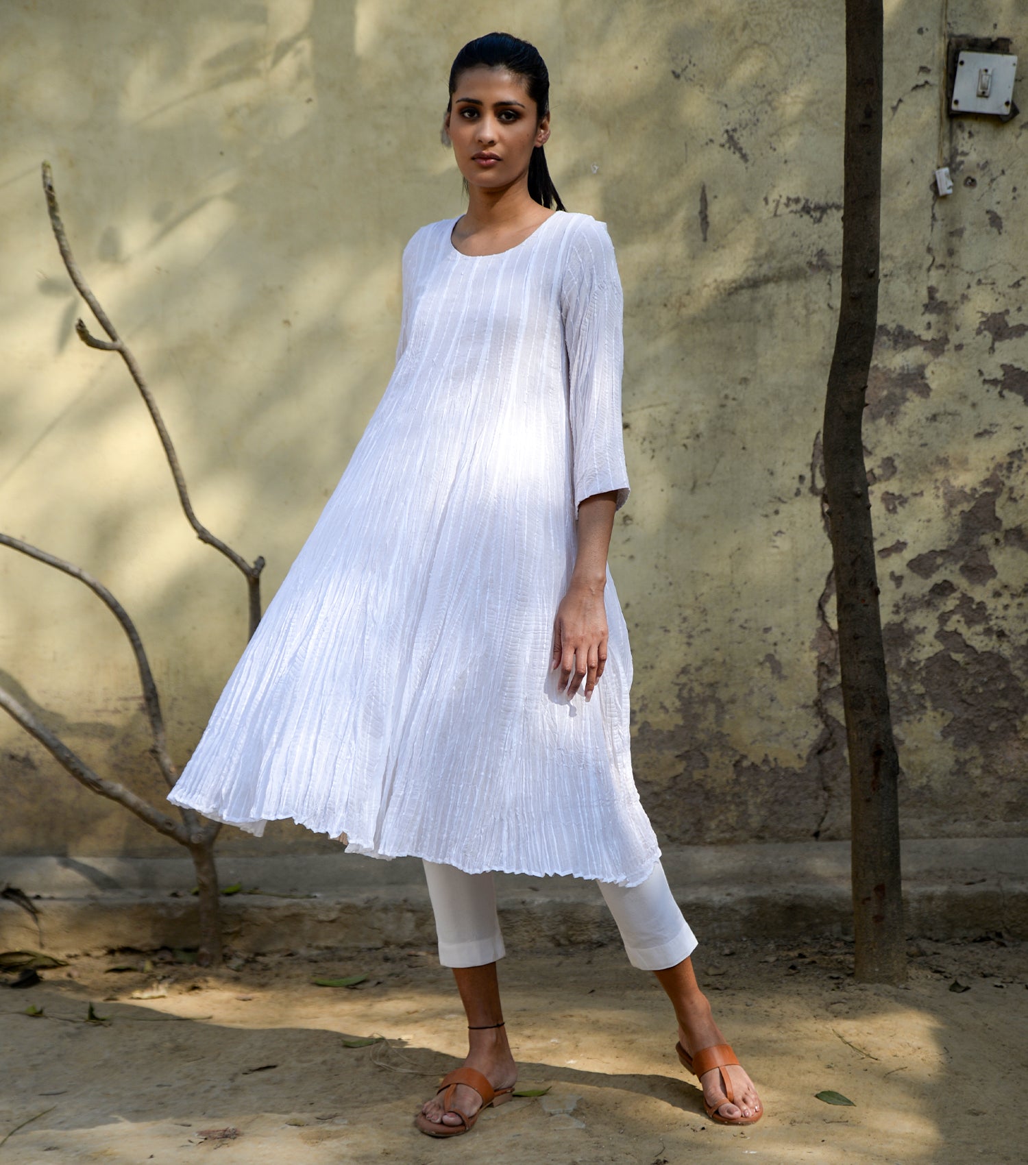 Crinkled cotton kurta with pants