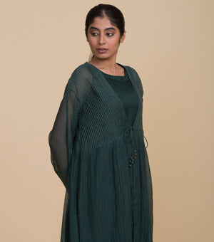 Emerald green chanderi cape set