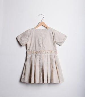 Beige Chambray Pleated dress